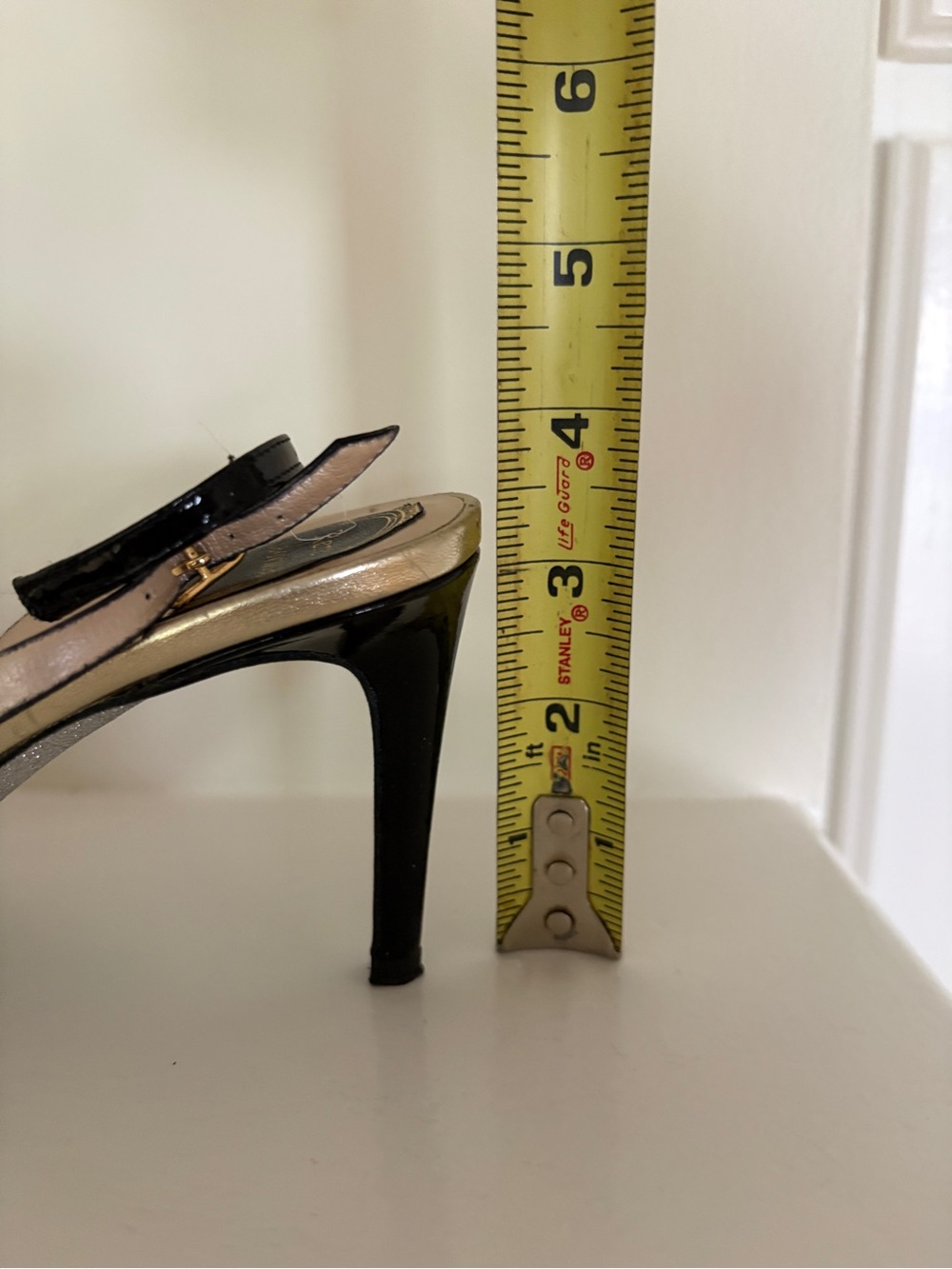 RENE CAOVILLA Embellished Slingback Heels/Gold Lace Stones size 38/8 Ret: $1195 - Picture 13 of 15